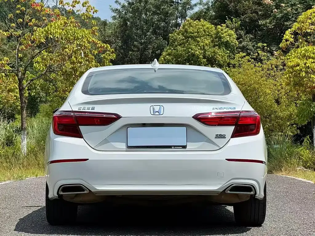 Honda Inspire — фото 7