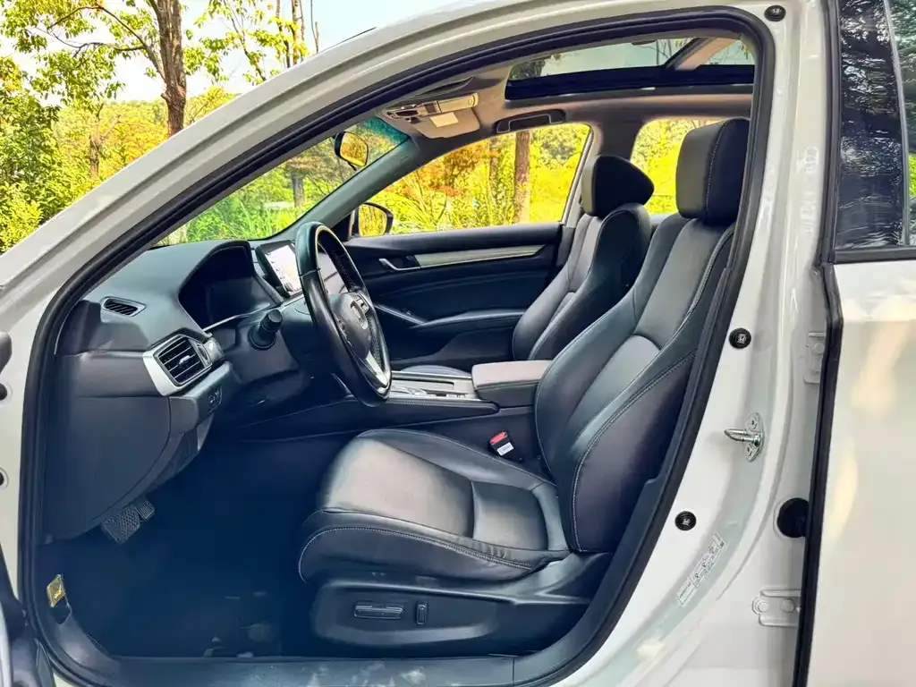 Honda Inspire — фото 2