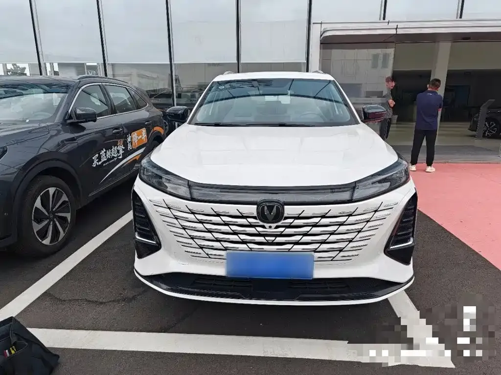 Changan CS75 PLUS — фото 7