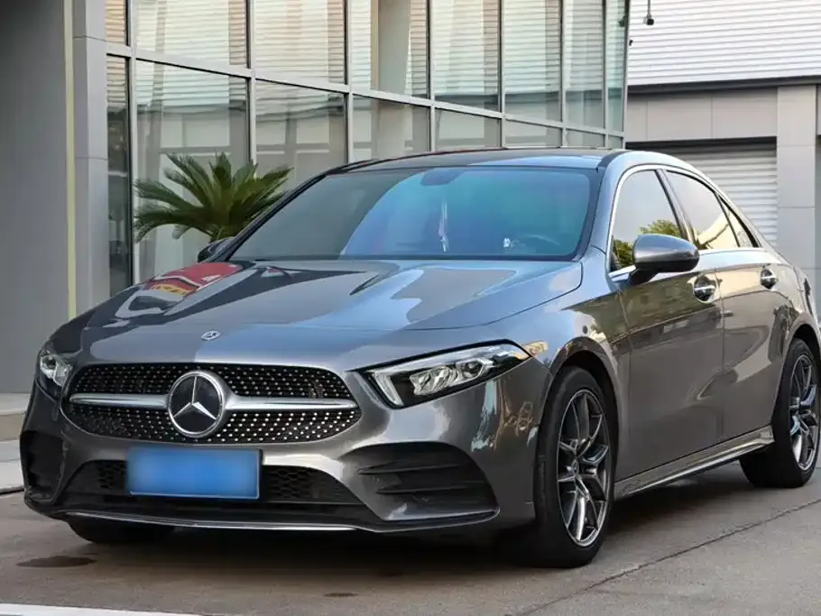 Mercedes-Benz A-Class — фото 10