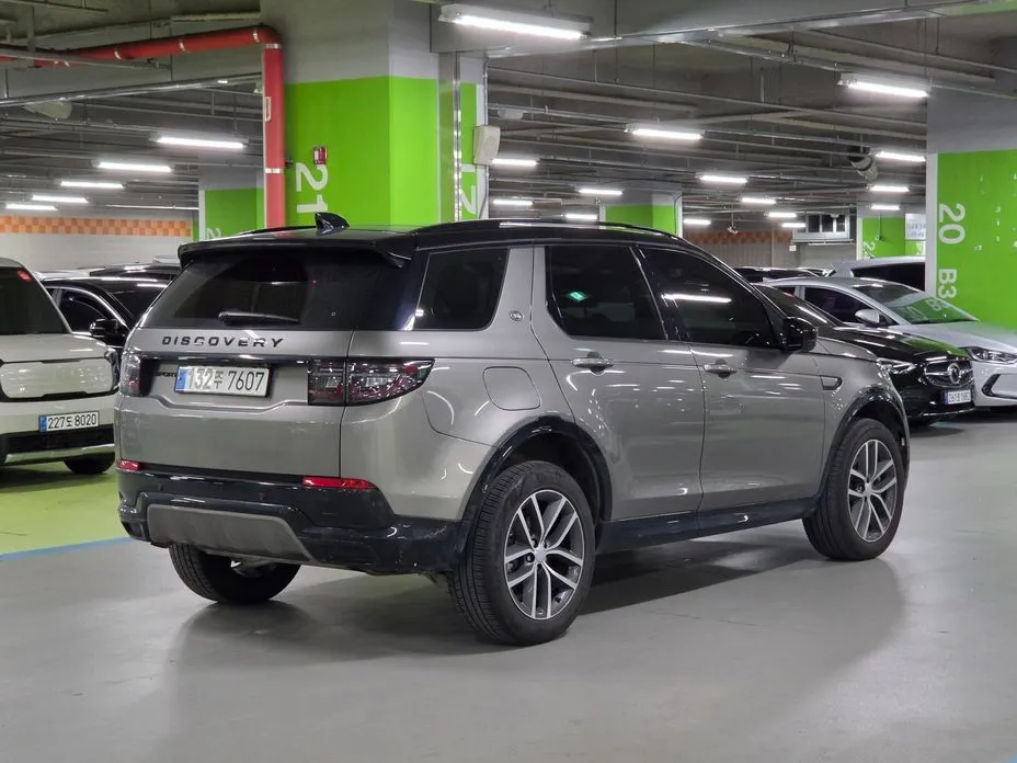 Land Rover Discovery Sport — фото 7