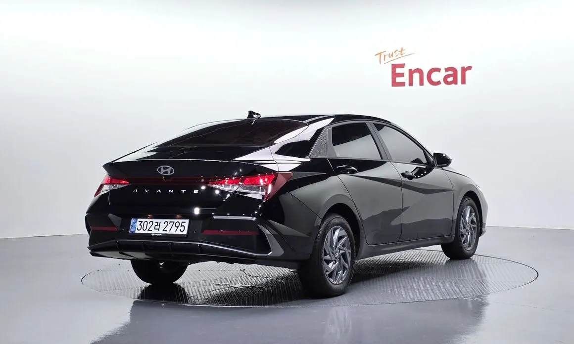 Hyundai AVANTE — фото 4