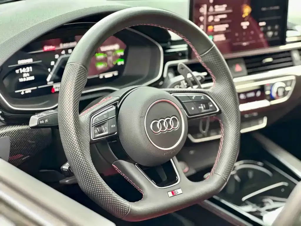 Audi S4 — фото 6