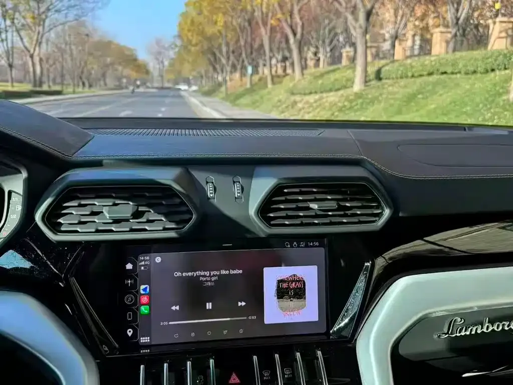 Lamborghini Urus — фото 4