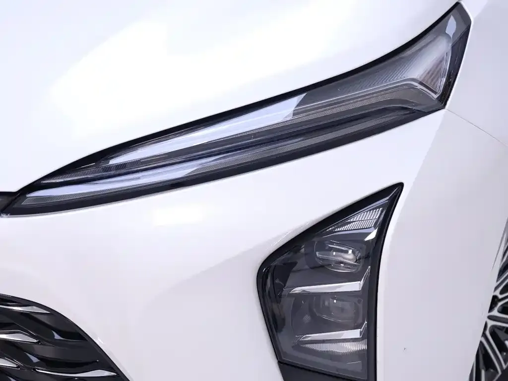 Buick GL8 Hybrid — фото 6