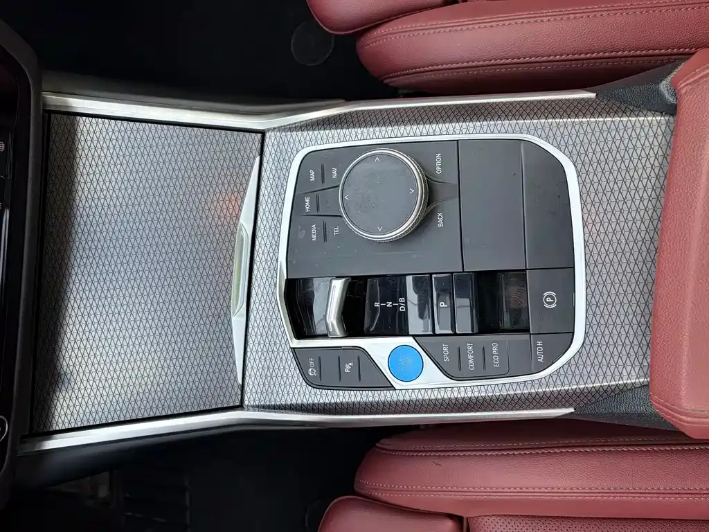 BMW i3 — фото 10