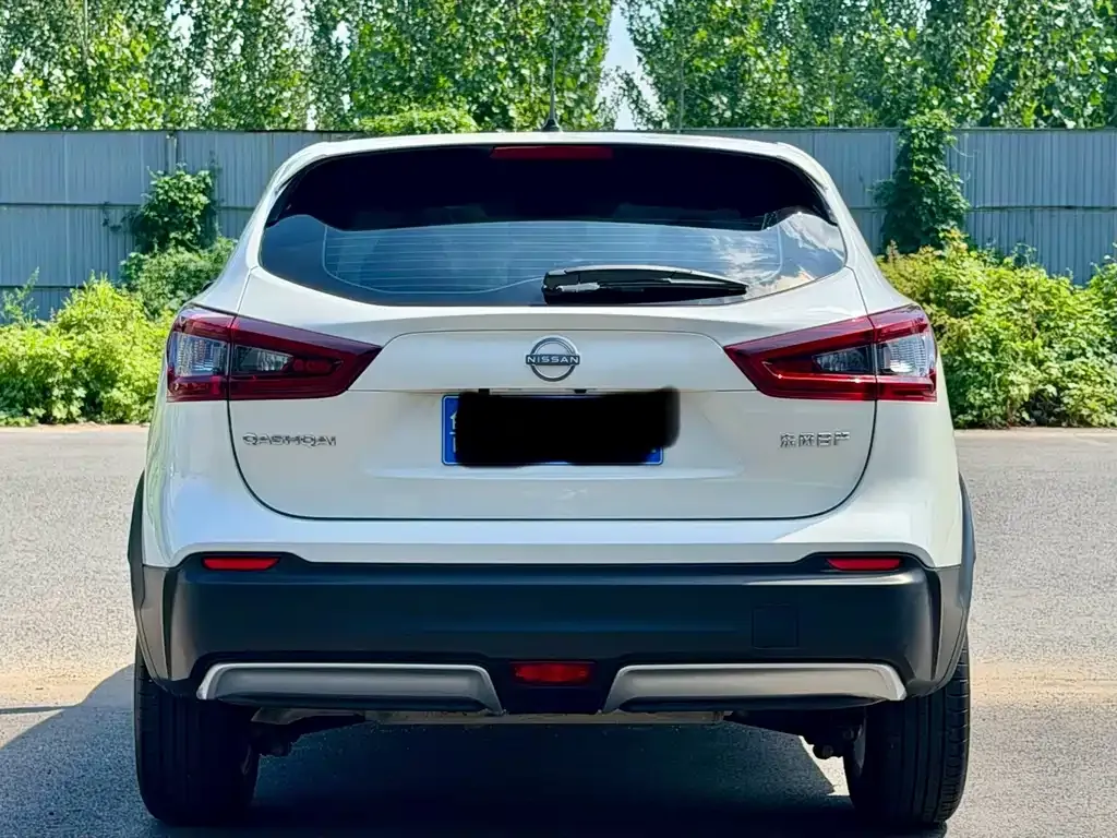 Nissan Qashqai — фото 6