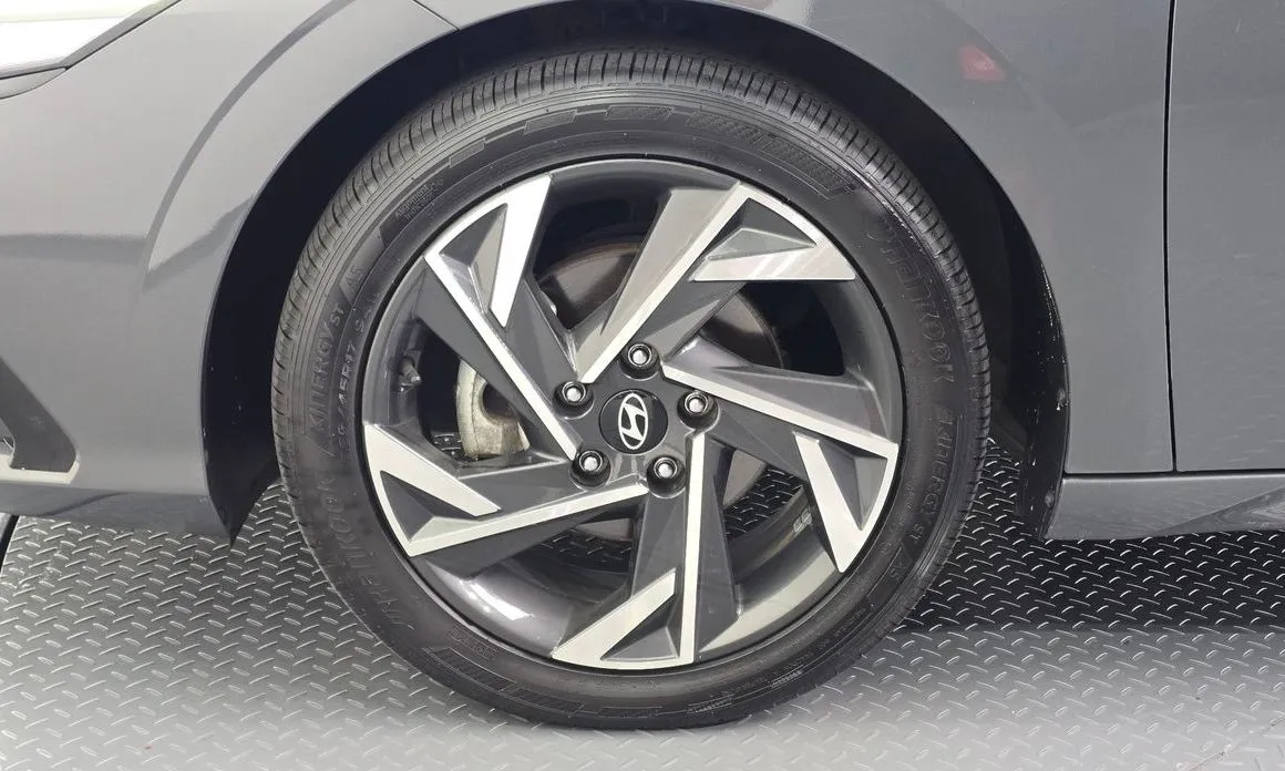 Hyundai AVANTE — фото 8