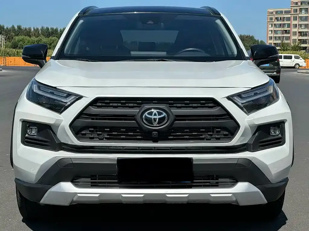 Toyota RAV4 — фото 9