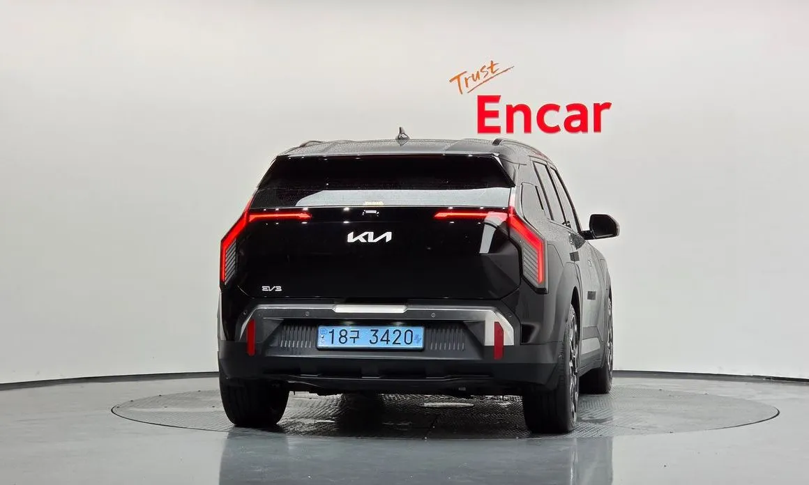 Kia EV3 — фото 7