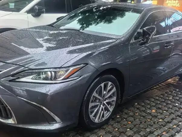 Lexus ES — фото 6