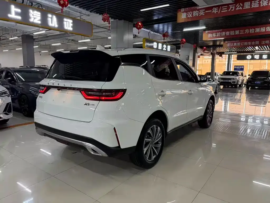 Geely Vision X6 — фото 10