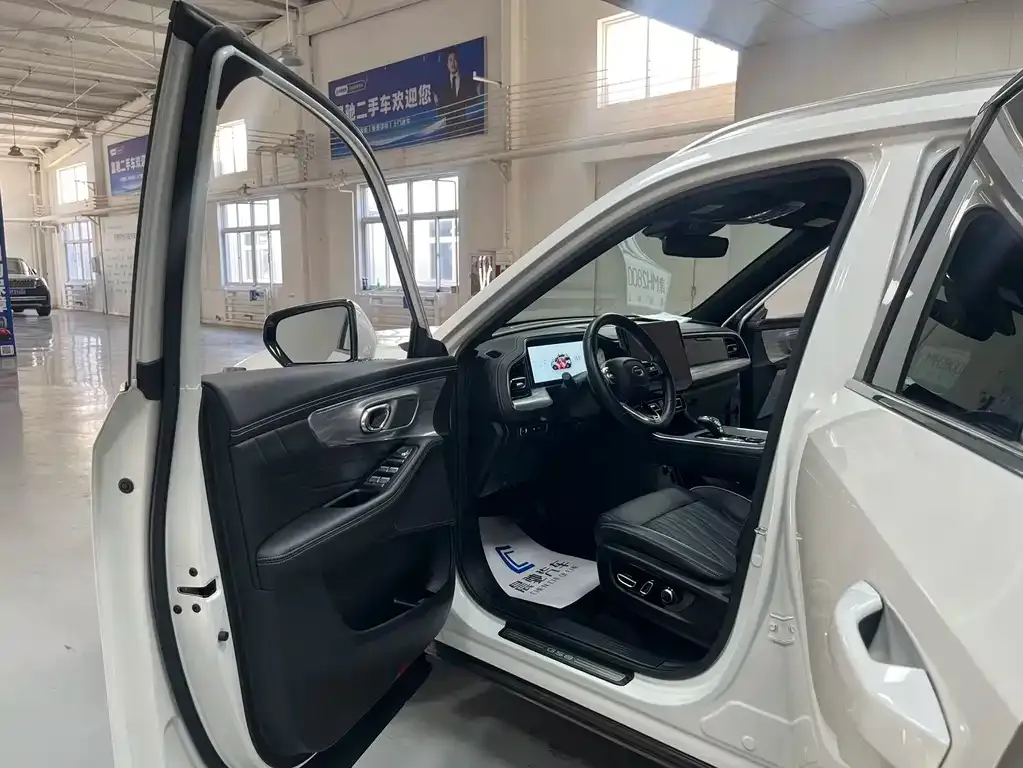 GAC Motor Trumpchi GS8 — фото 4