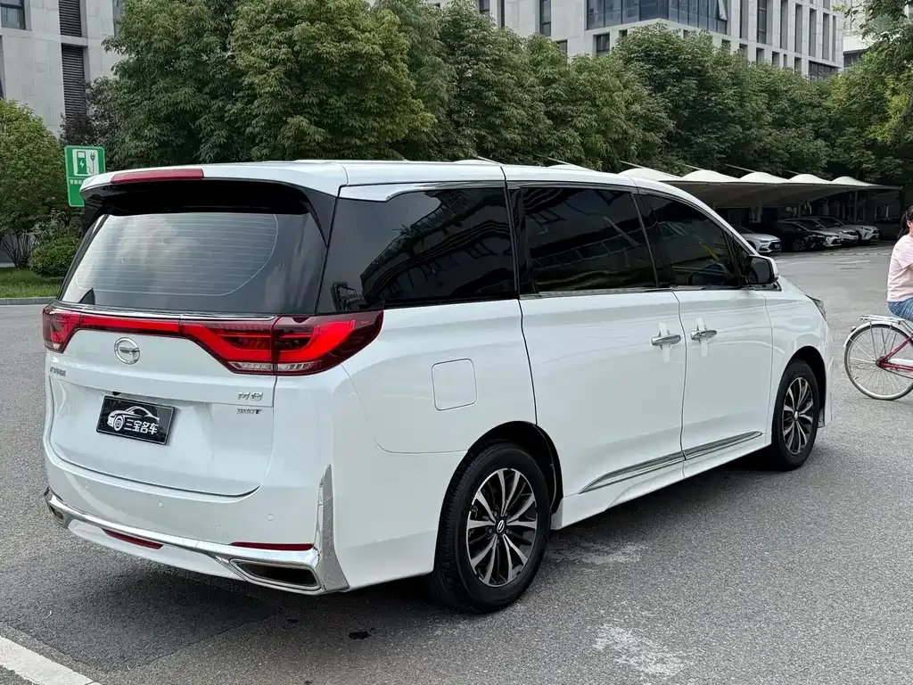 GAC Motor Trumpchi M8 — фото 5