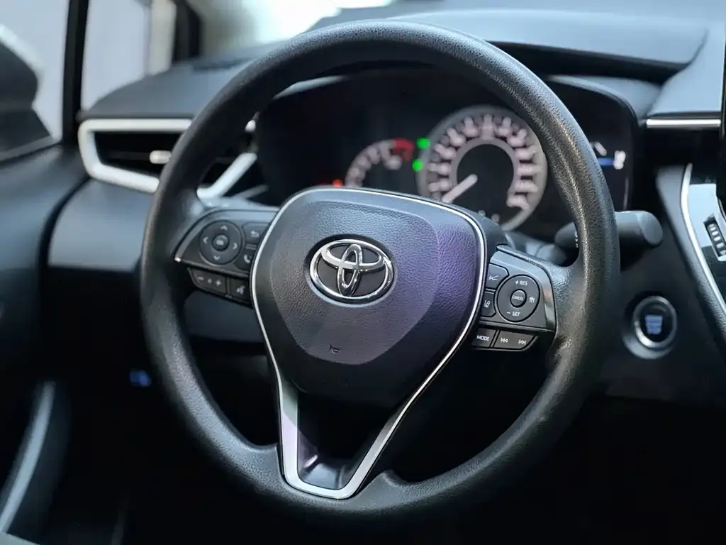 Toyota Allion — фото 10