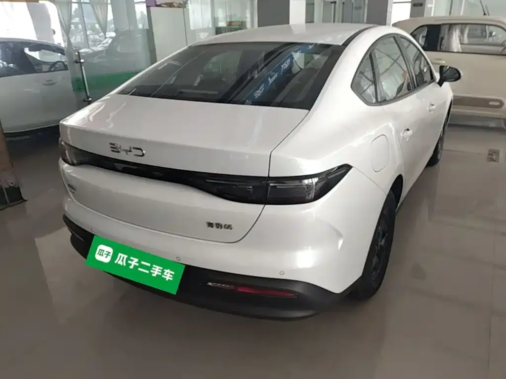 BYD Seal 05 DM-i — фото 3