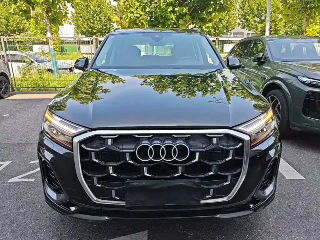 Audi Q7 — фото 4