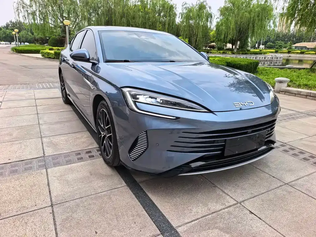 BYD Seal — фото 9