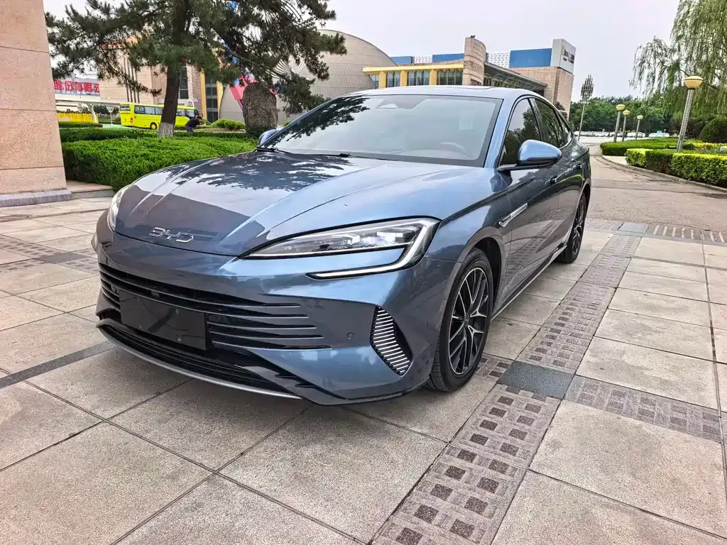 BYD Seal — фото 6