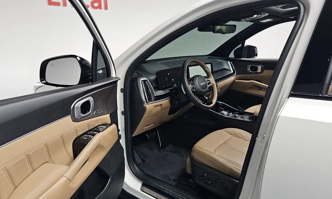 Kia Sorento — фото 7
