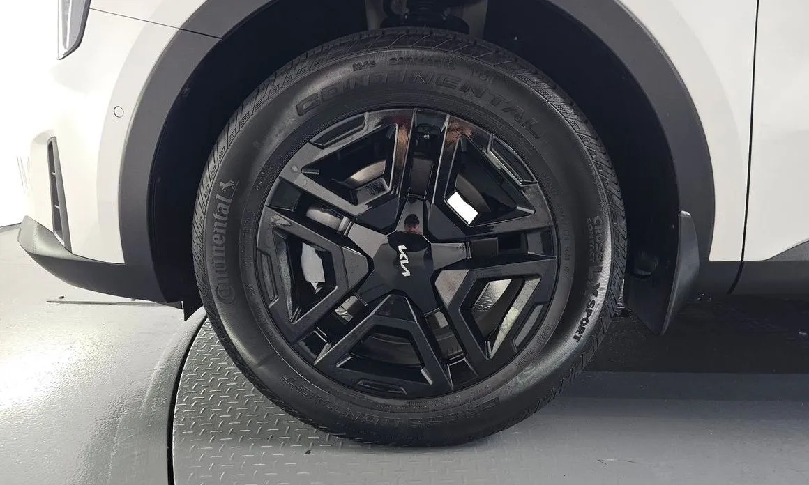 Kia Sorento — фото 5
