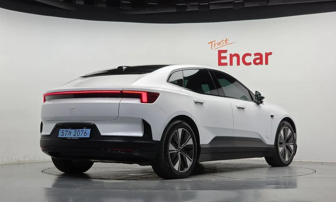 Polestar Polestar 4 — фото 8