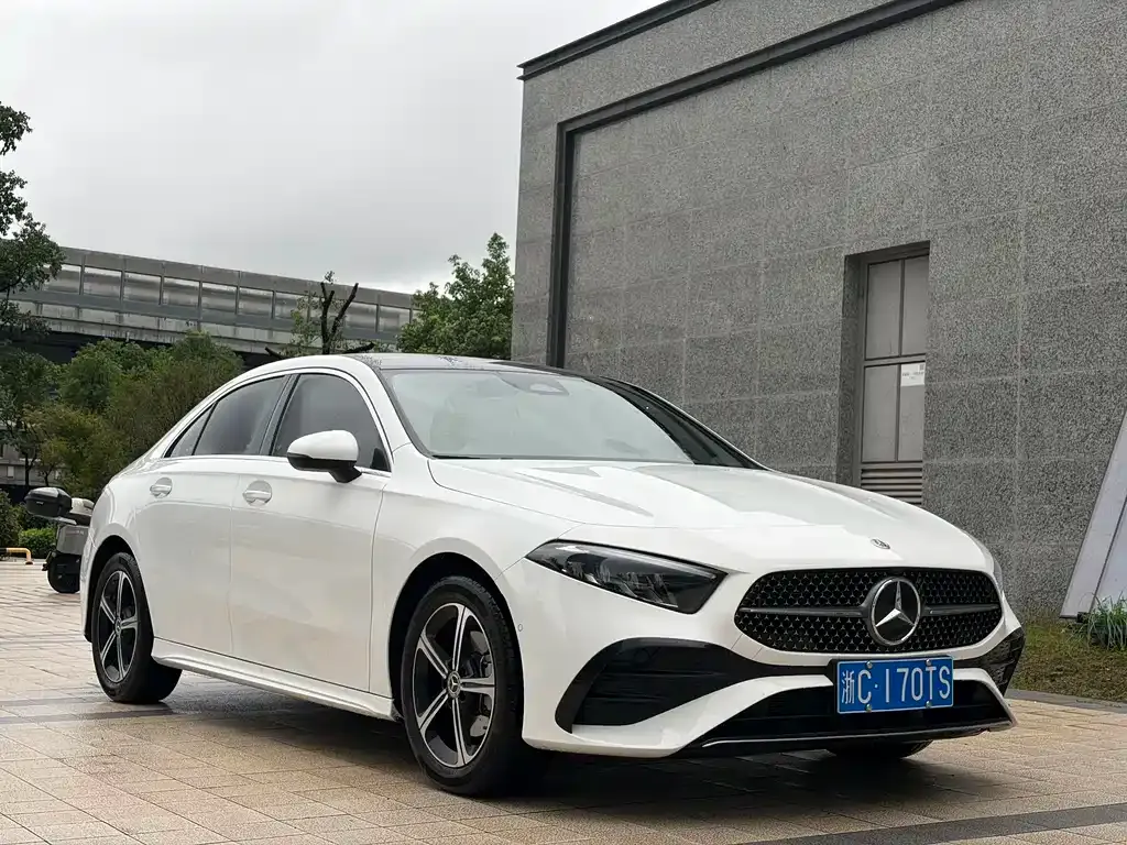 Mercedes-Benz A-Class — фото 3
