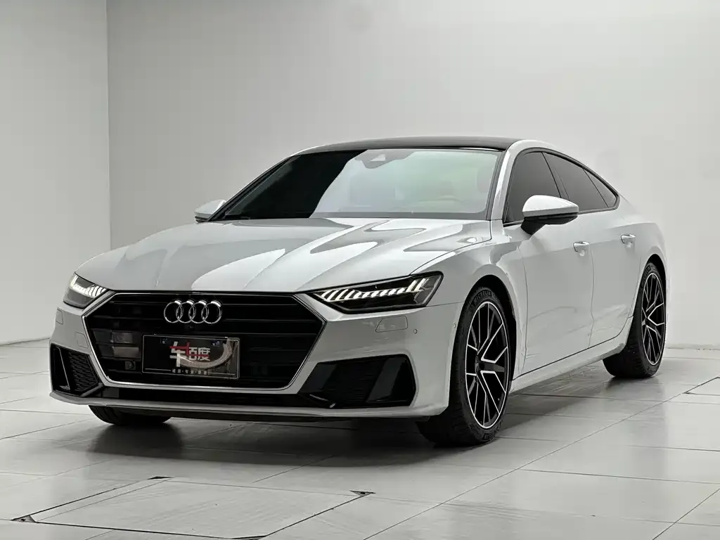 Audi A7 — фото 1