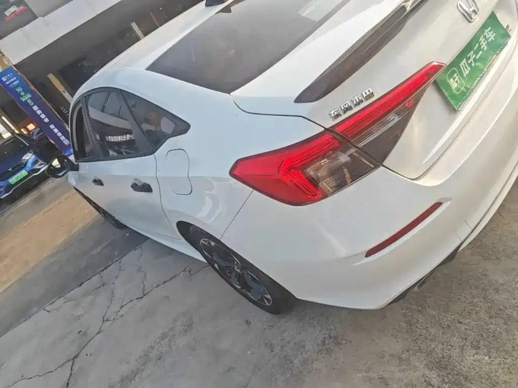 Honda Civic — фото 7