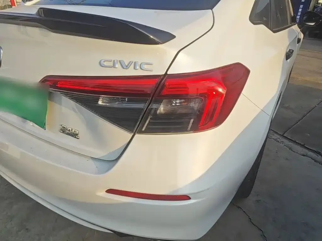 Honda Civic — фото 2