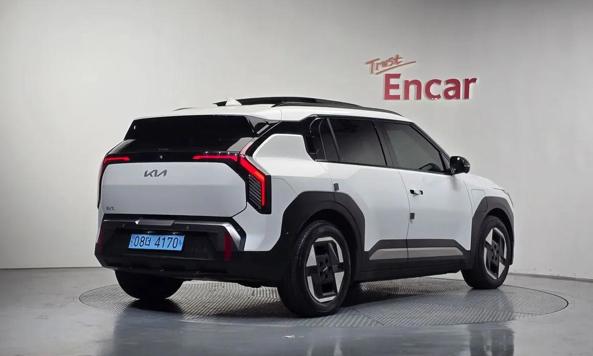 Kia EV3 — фото 6