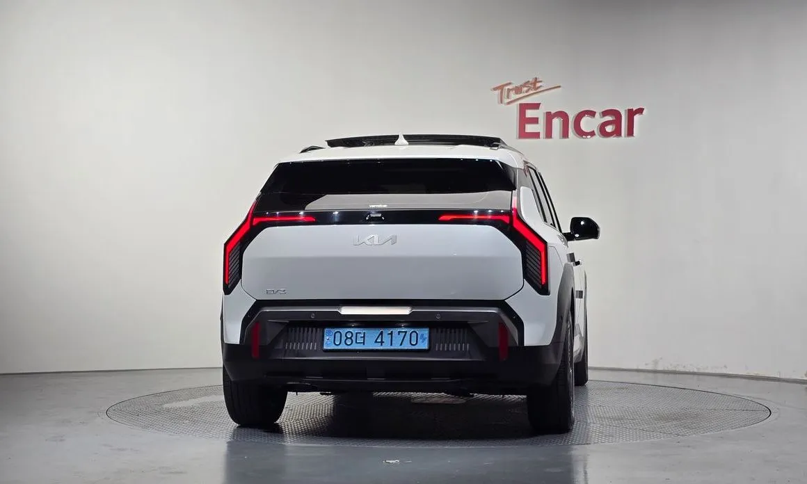 Kia EV3 — фото 3