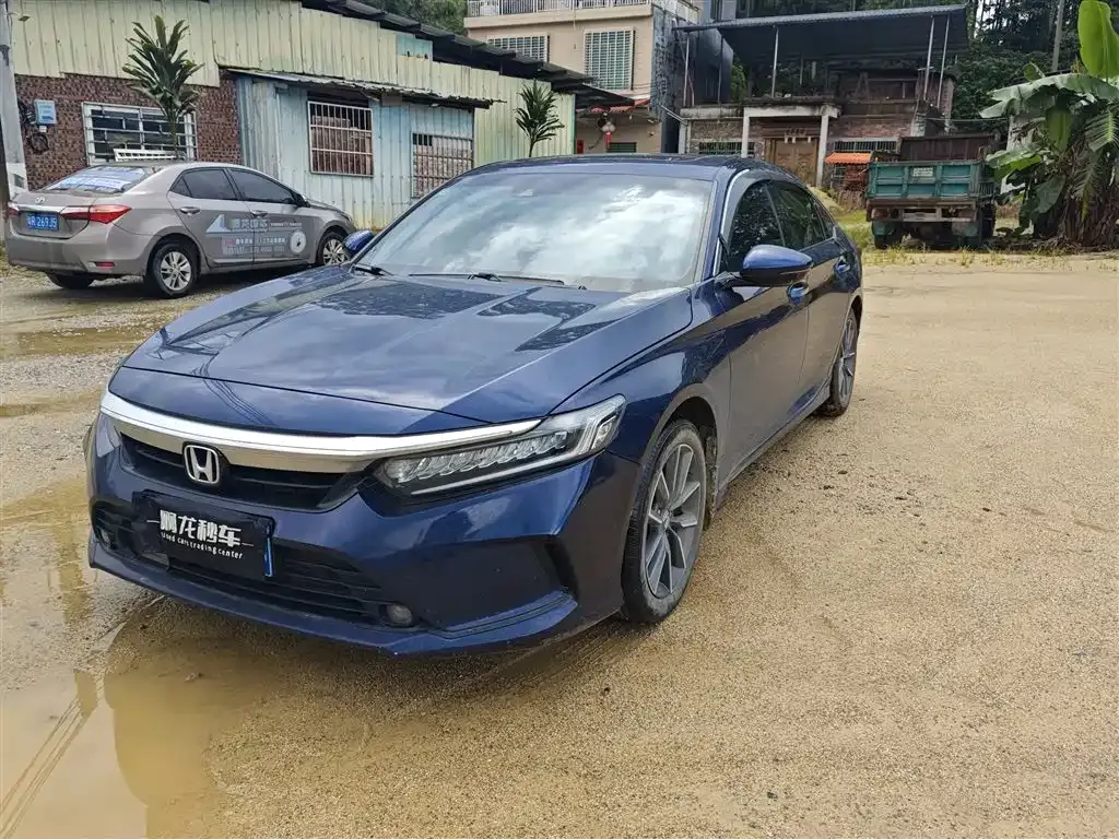 Honda Inspire — фото 1
