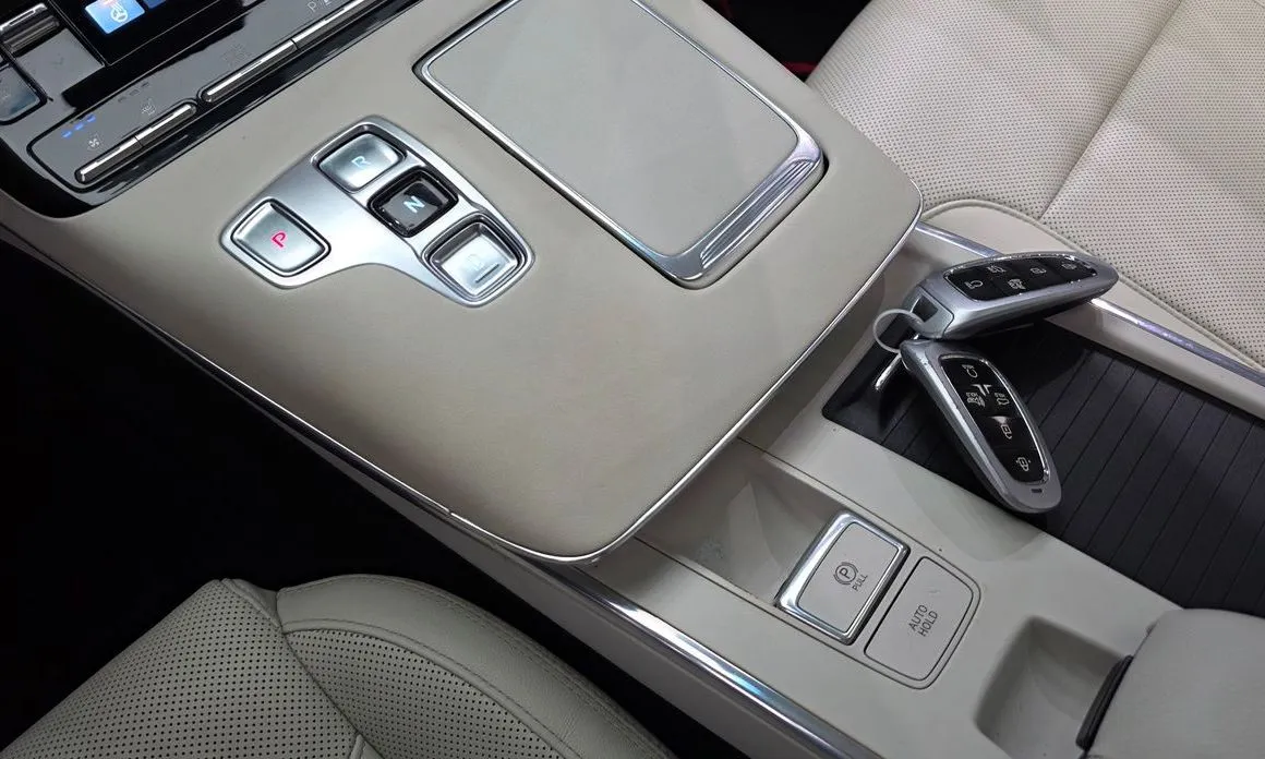 Hyundai Grandeur — фото 10