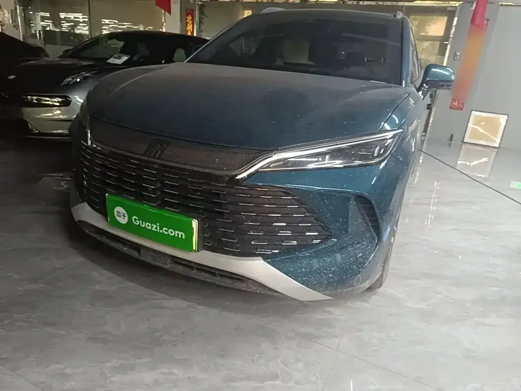 BYD L DM-i — фото 1
