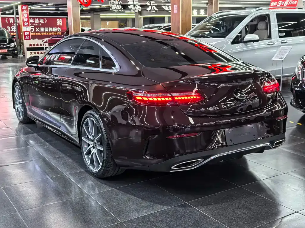 Mercedes-Benz E-Class (Import) — фото 8