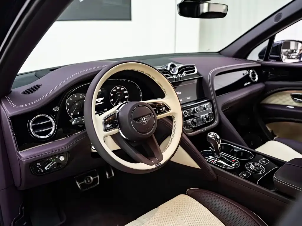 Bentley Bentayga — фото 10