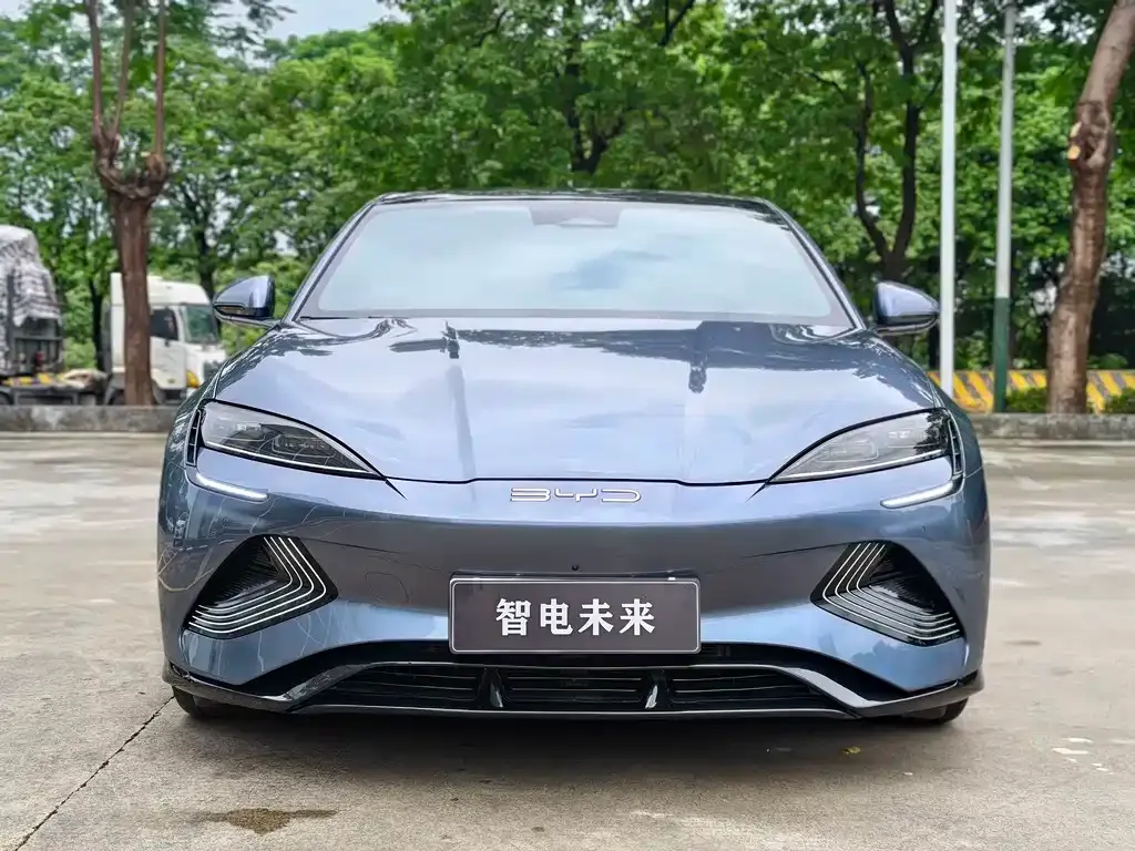BYD Seal — фото 4