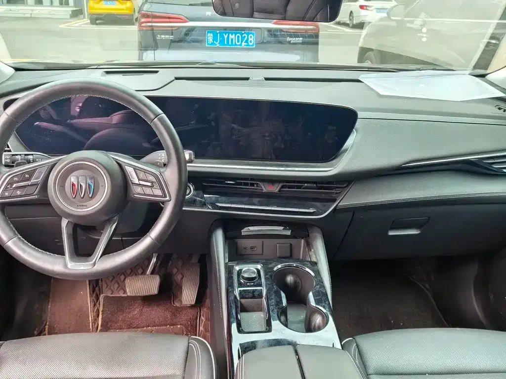 Buick Envision Plus — фото 2