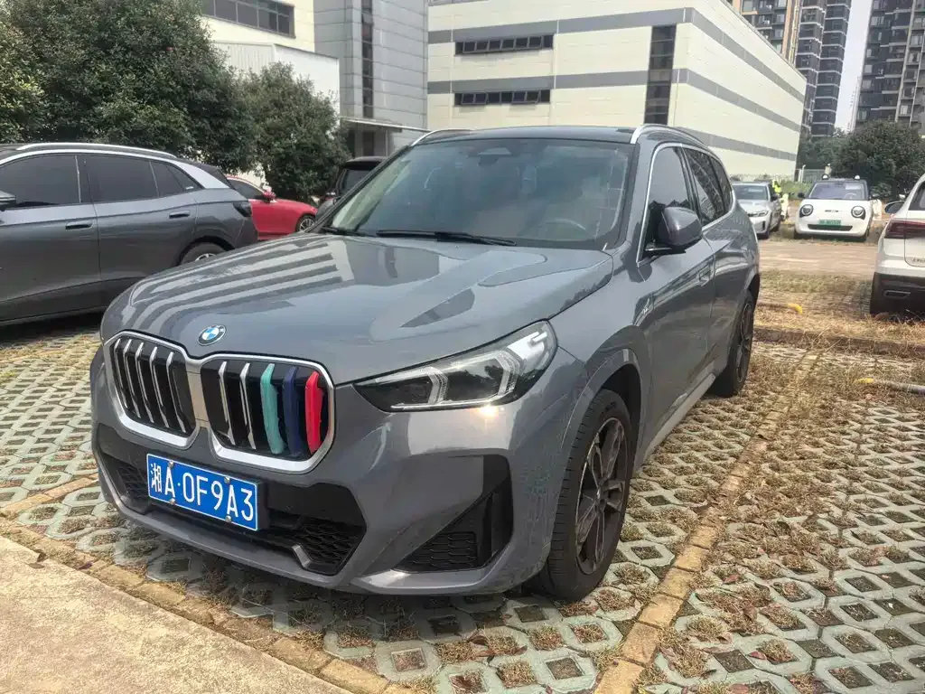 BMW X1 — фото 1