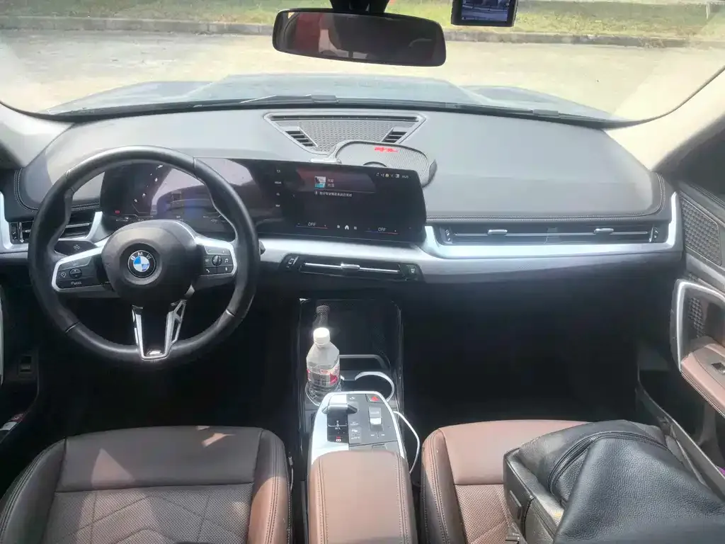 BMW X1 — фото 10
