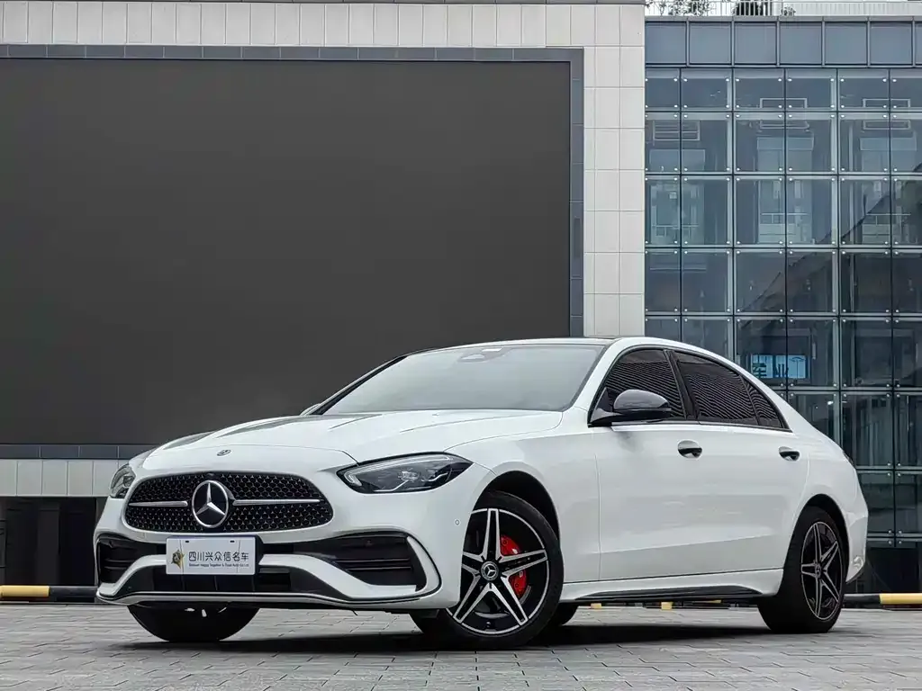Mercedes-Benz C-Class — фото 1