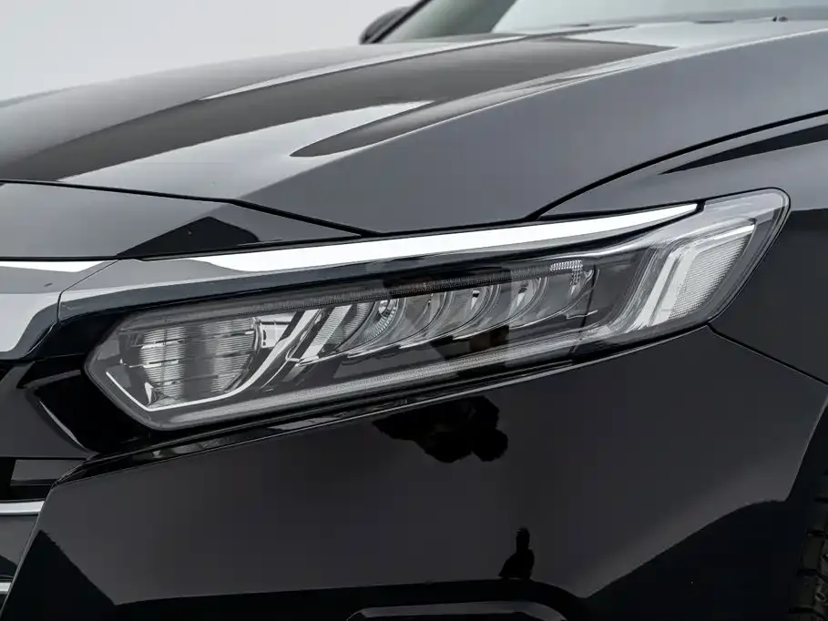 Honda Accord — фото 4