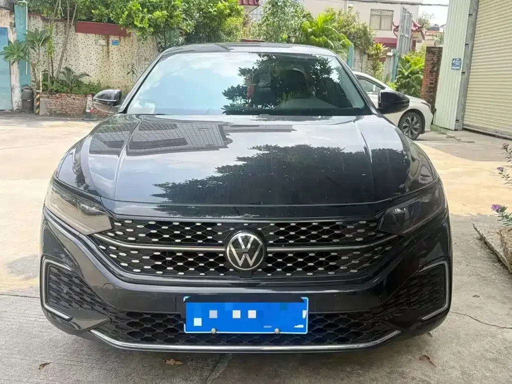 Volkswagen Passat — фото 8