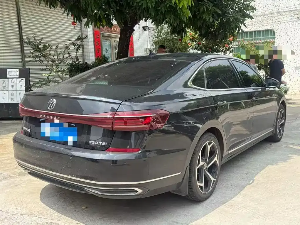 Volkswagen Passat — фото 5