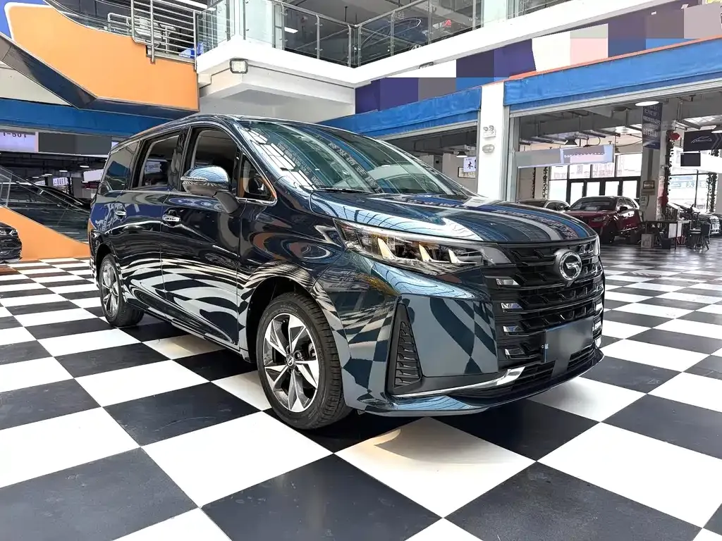 GAC Motor Trumpchi M6 — фото 10
