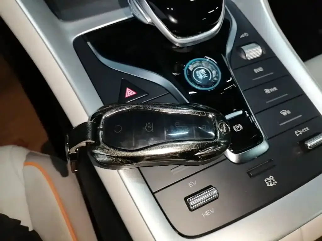 BYD Pro New Energy — фото 5