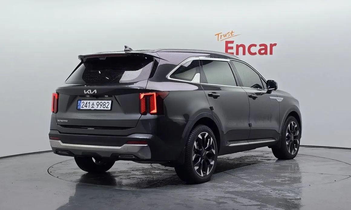 Kia Sorento — фото 6