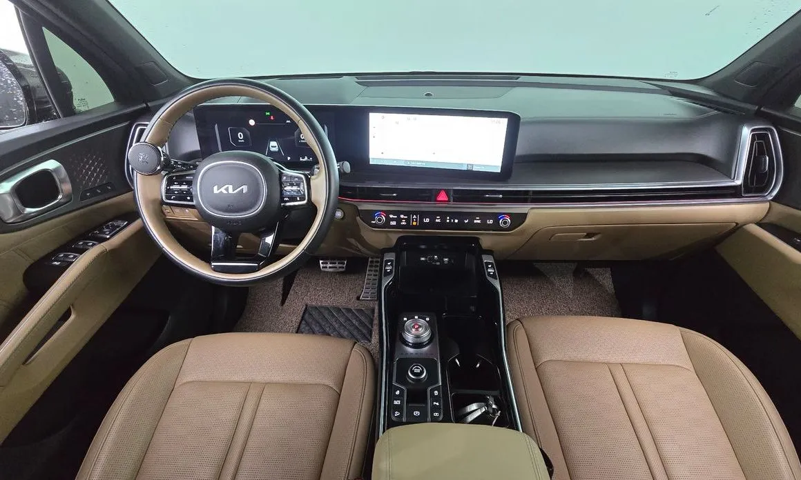 Kia Sorento — фото 8