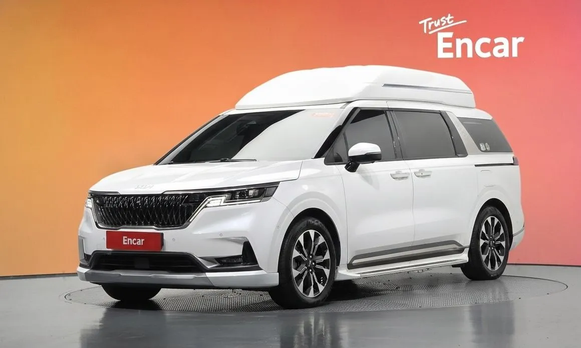 Kia Carnival — фото 1